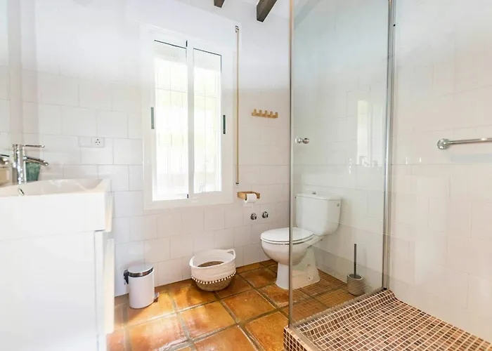 度假居 Andalusian House With Pool Near *