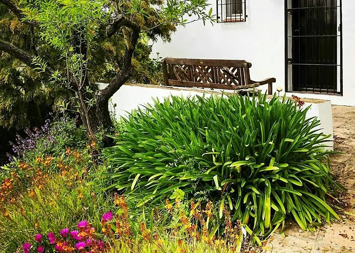 Andalusian House With Pool Near 度假居 *